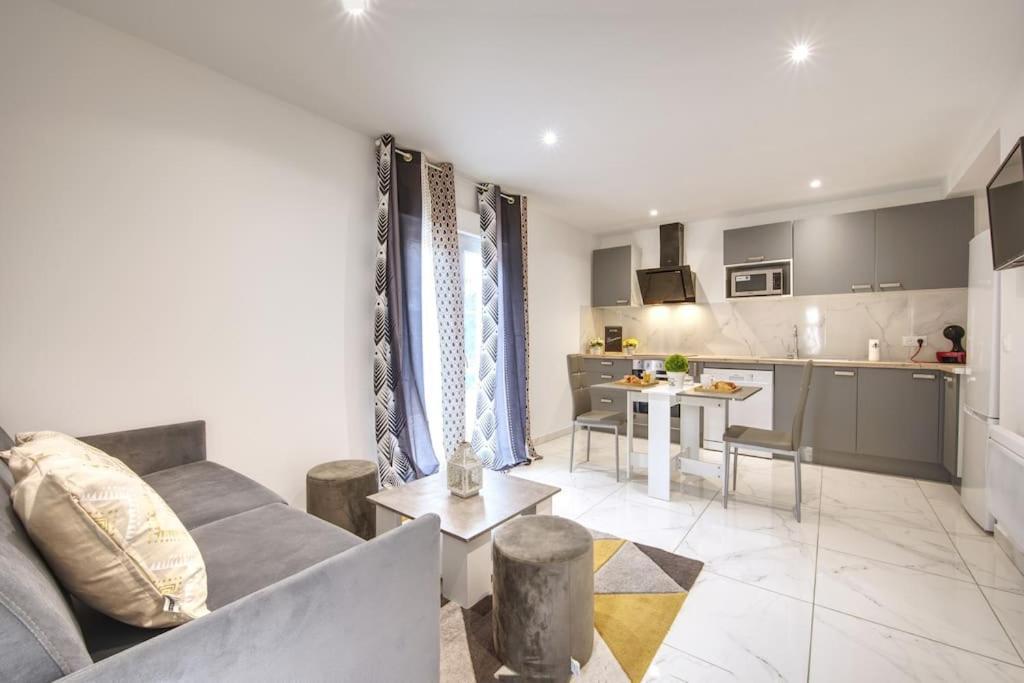 Appt P2 De 1 A 6 Pers A Rognac Apartment Екстериор снимка