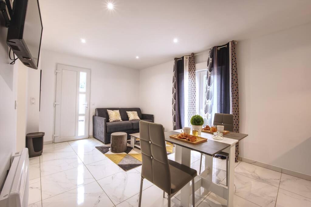 Appt P2 De 1 A 6 Pers A Rognac Apartment Екстериор снимка