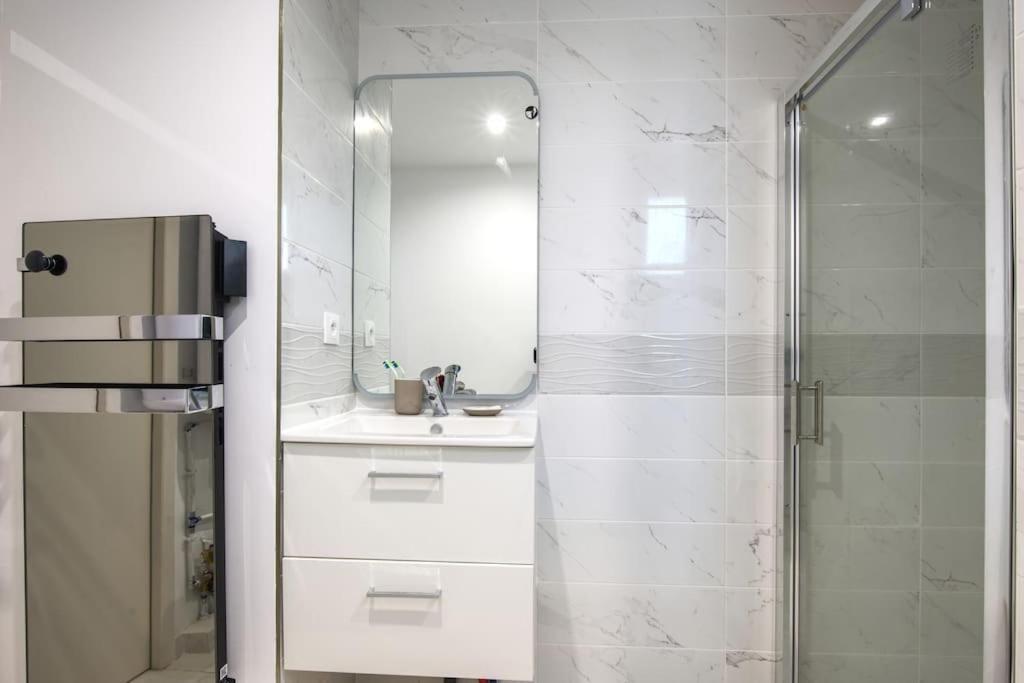 Appt P2 De 1 A 6 Pers A Rognac Apartment Екстериор снимка